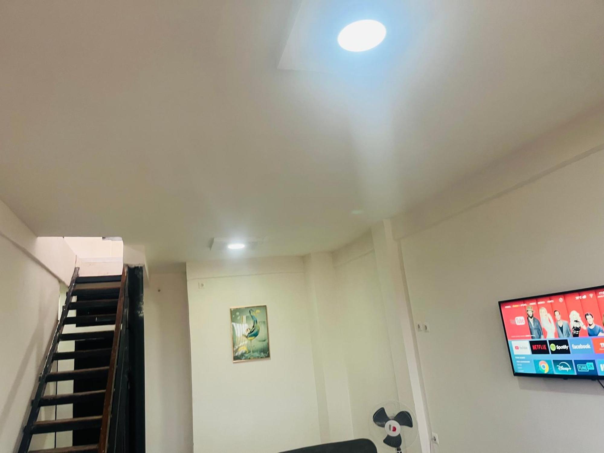 Luanda City Hostel Buitenkant foto